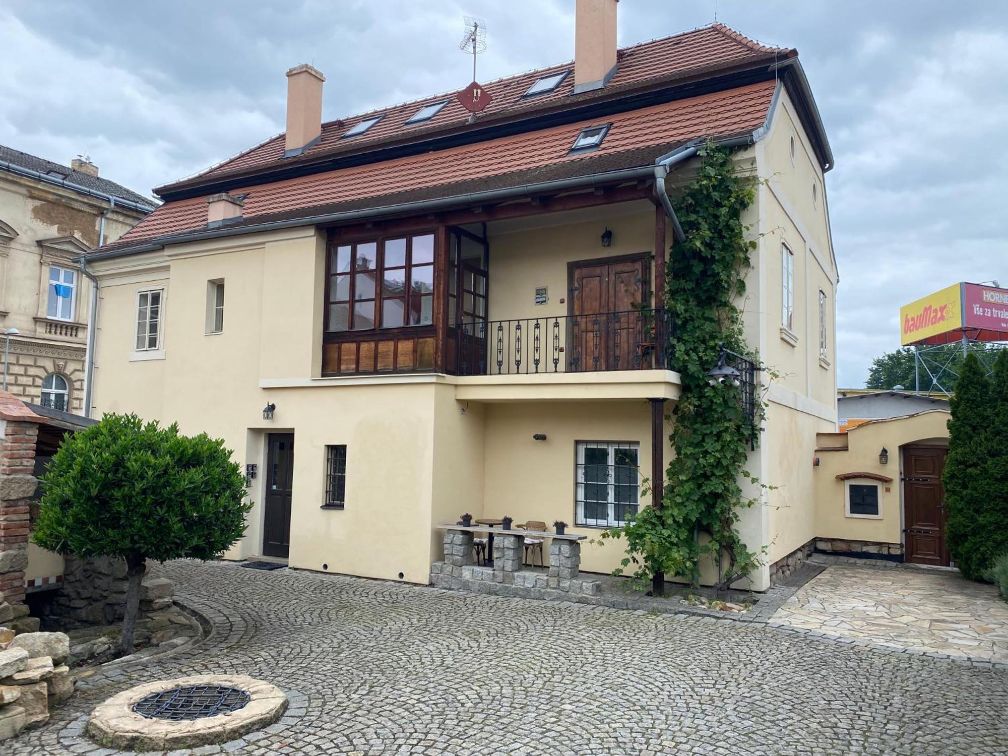 Galerie Vila Lucia #5 - mezotonový apartmán Plzeň Exteriér fotografie